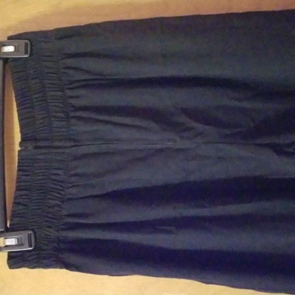 Black Dress Pants: Size 2/4 : A - Picture 4 of 5
